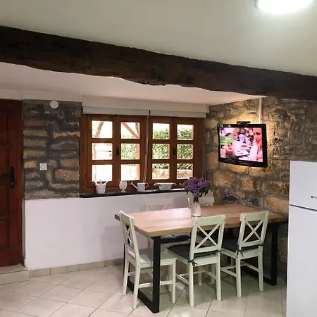 Holiday home Kuca Mitica *