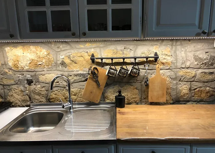 Kuca Mitica Πίροτ