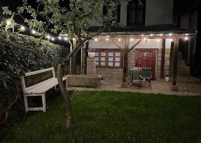 Kuca Mitica 別荘 *